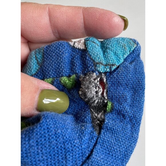 Vintage 70s handmade quilt, groovy retro print, reversible, hand sewn - Picture 9 of 10